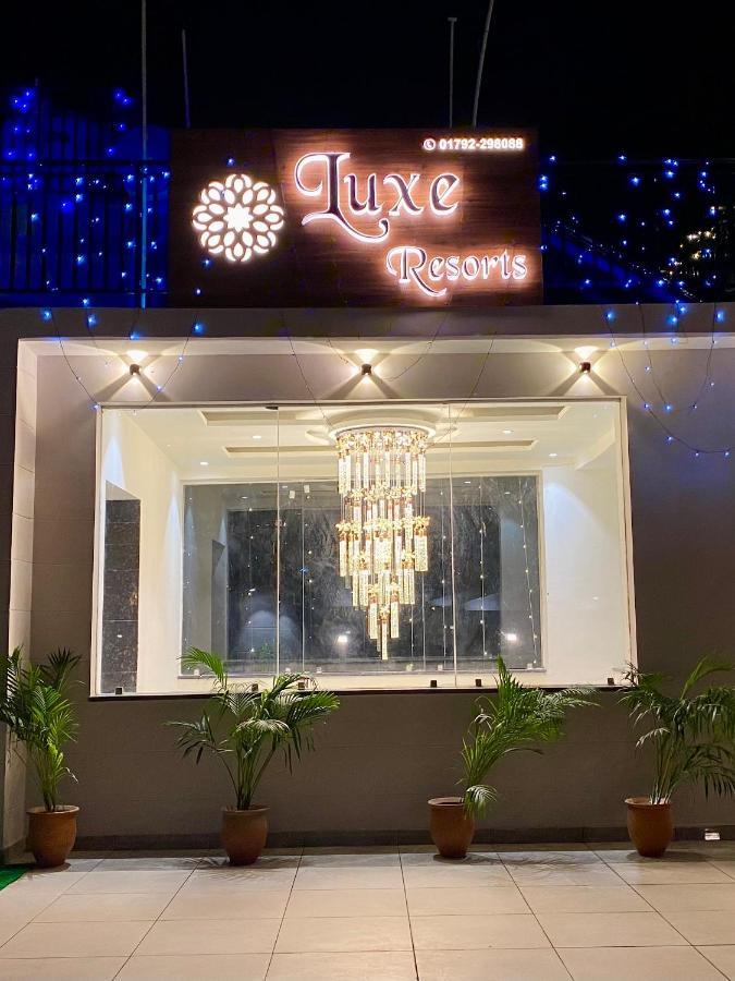 Luxe Resorts - Centrally Heated Air Conditioned Hotel In The Heart Of Kasauli Zewnętrze zdjęcie